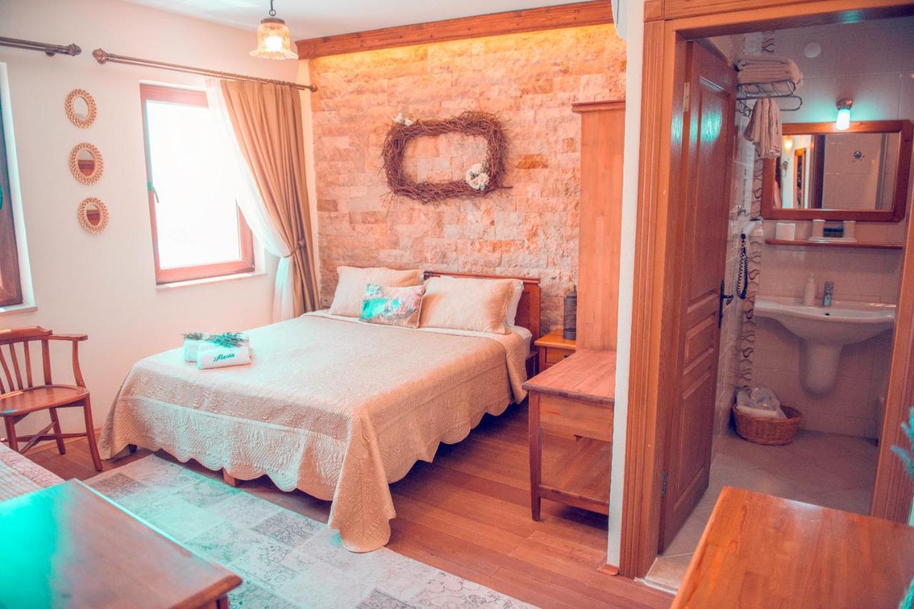 Alesta Hotel Bozcaada Extérieur photo